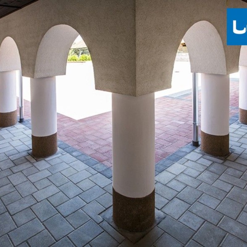 szürke/antracit/piros